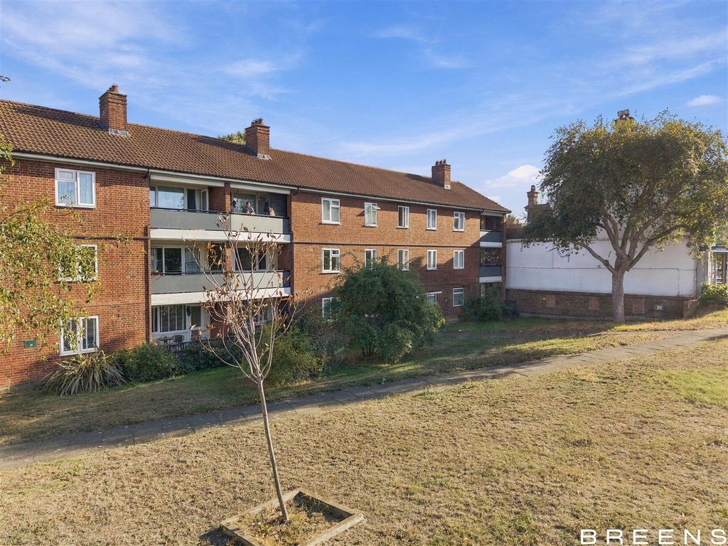 Property photo 1 of 25 006_Dji_20261005225300_0960_d.Jpg