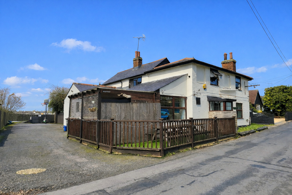 Property photo 2 of 5