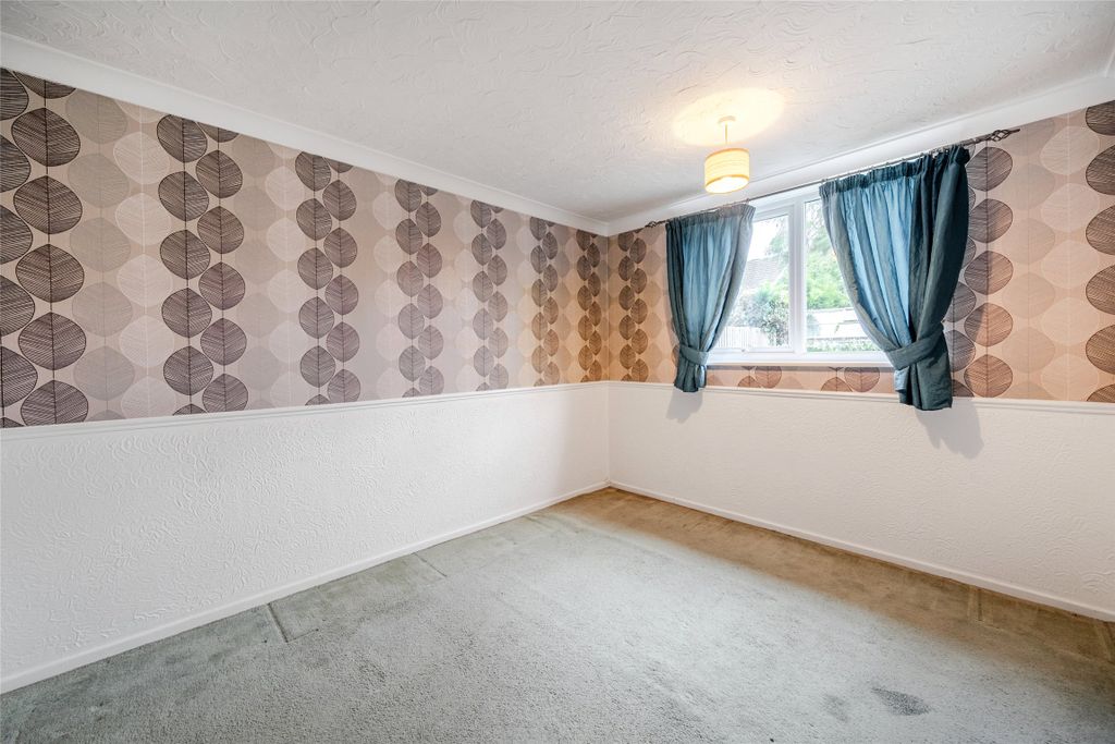 Property photo 2 of 19 Picture No. 27