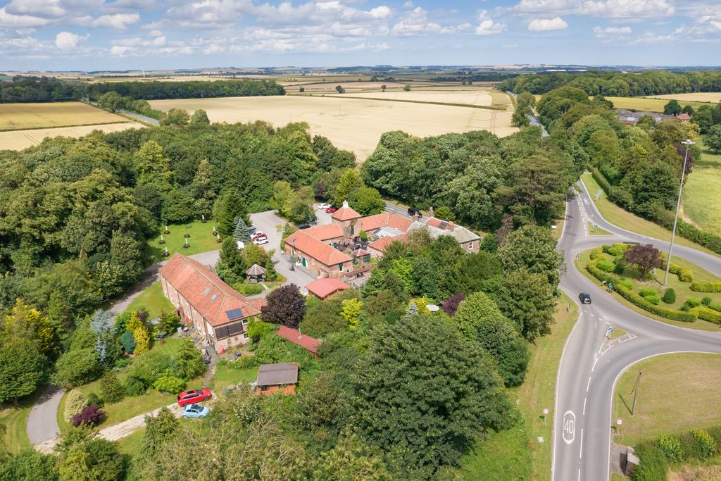 Property photo 1 of 77 Photo 1