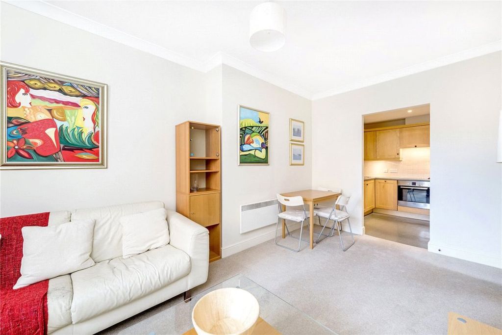 Property photo 1 of 4