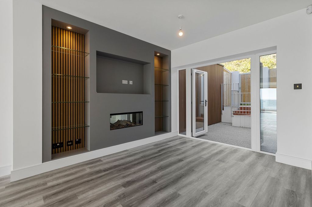 Additional image 9 of 4 bed property for saleMarine Parade, Paignton TQ3