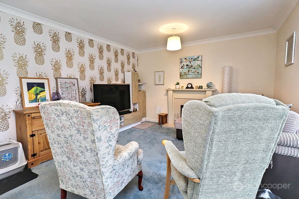 Property photo 3 of 38 5031062