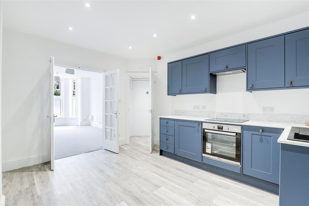 Property photo 3 of 14 7509.Jpg