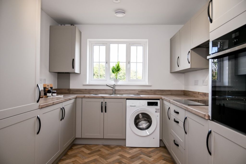 Property photo 2 of 18 Jc270726Carrington-74
