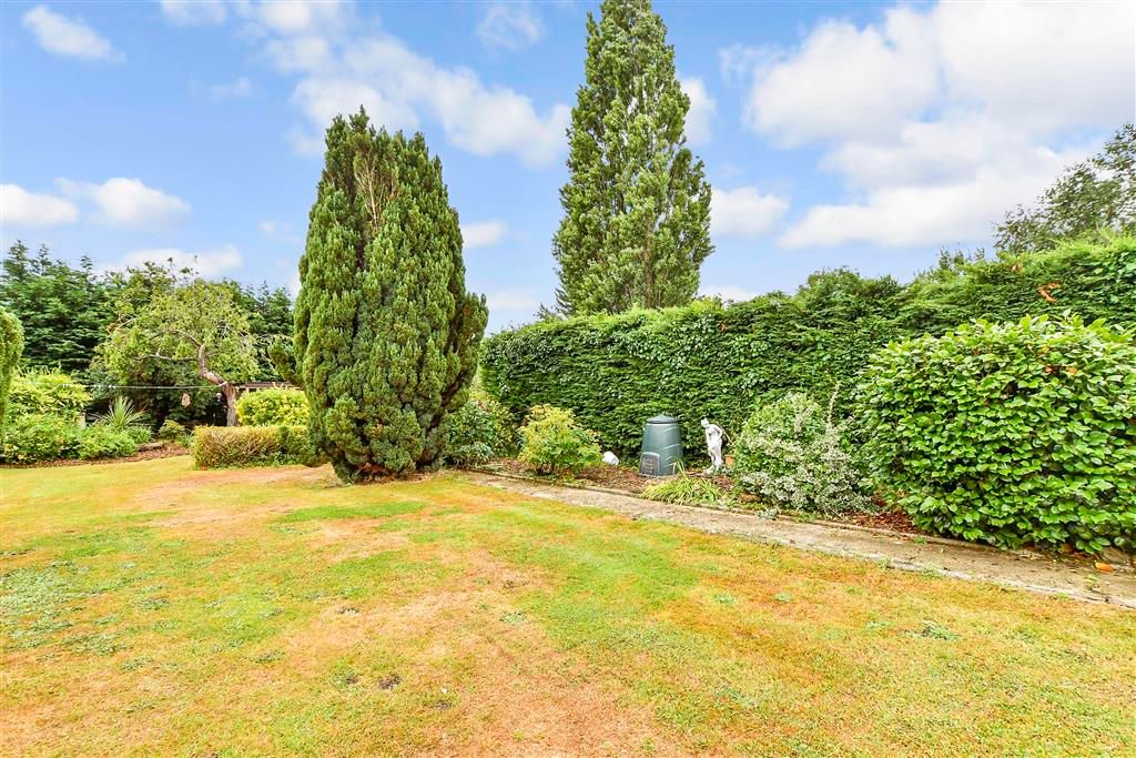 Property photo 1 of 21 Rear Garden
