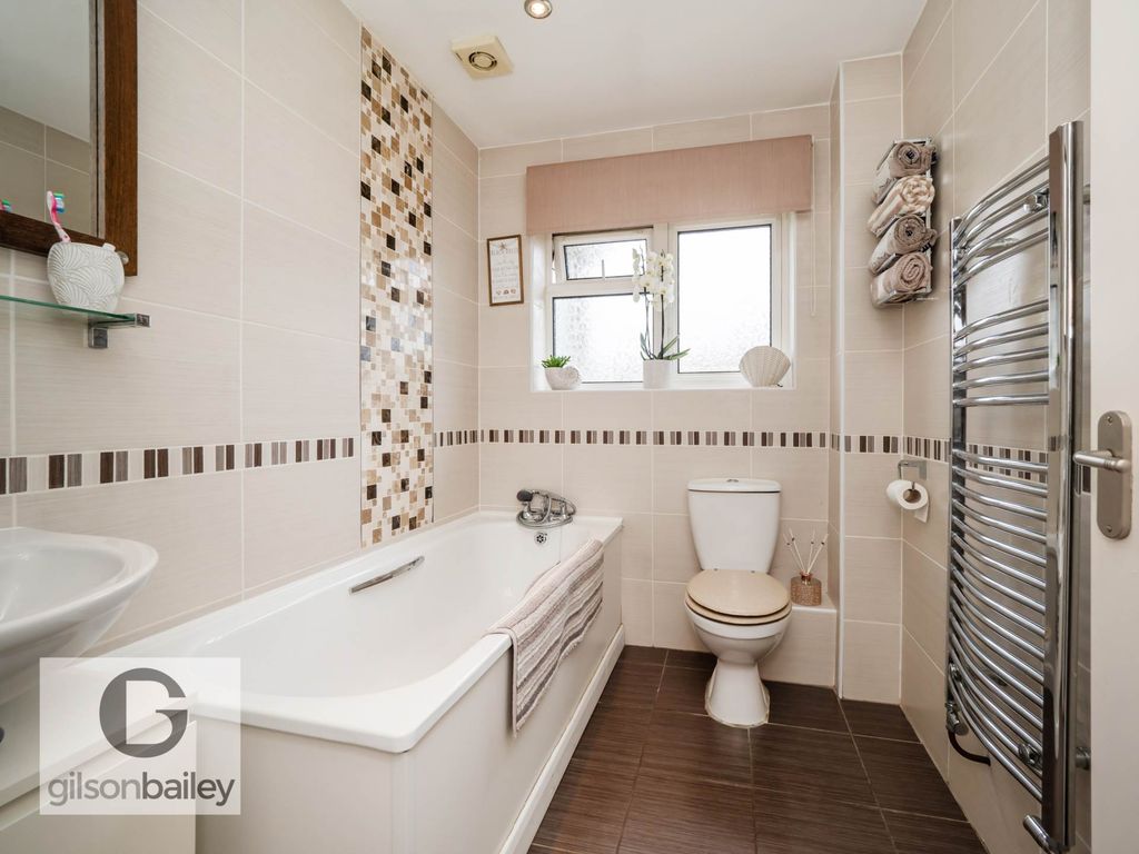 Property photo 3 of 26