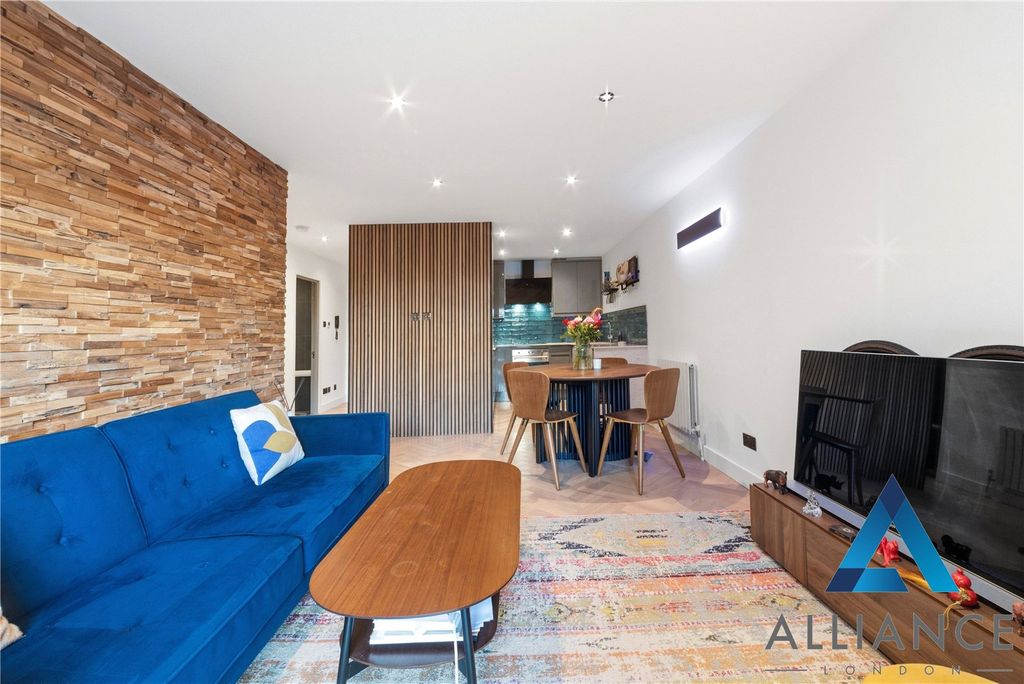 Property photo 3 of 16 Picture No. 04