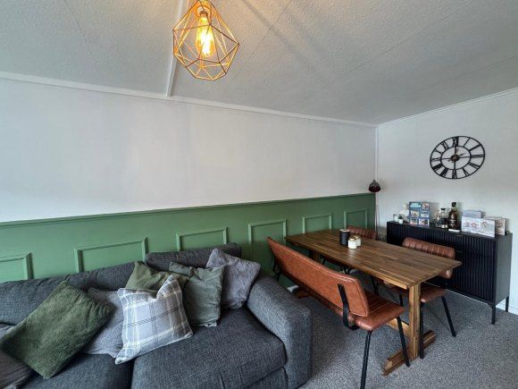 Property photo 1 of 8 8858934.Jpg