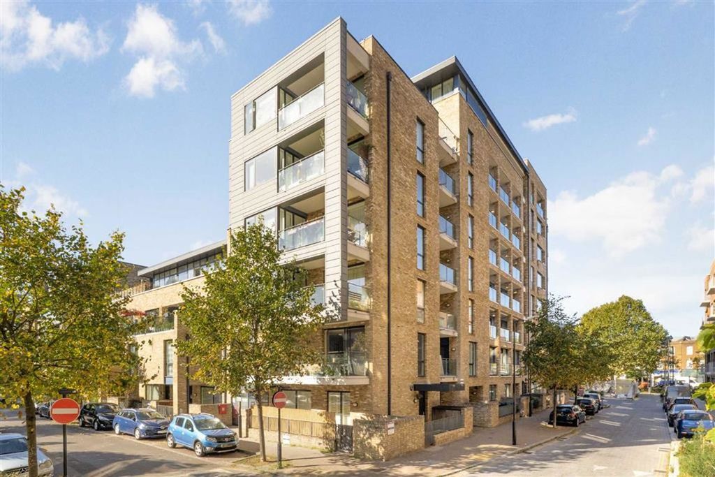 Property photo 3 of 11