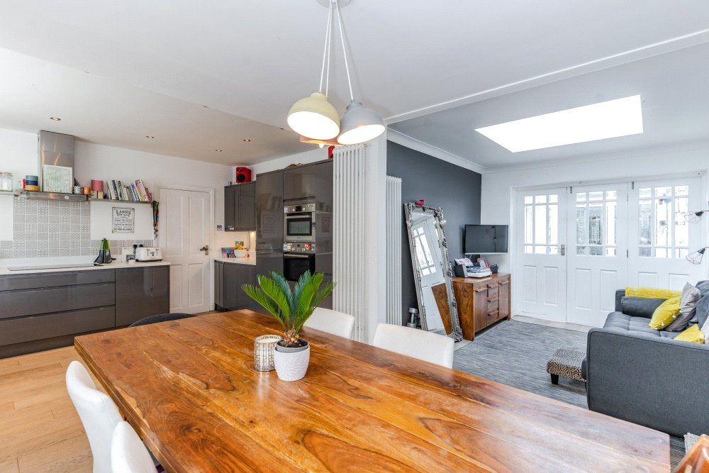 Property photo 2 of 24 Picture No. 22