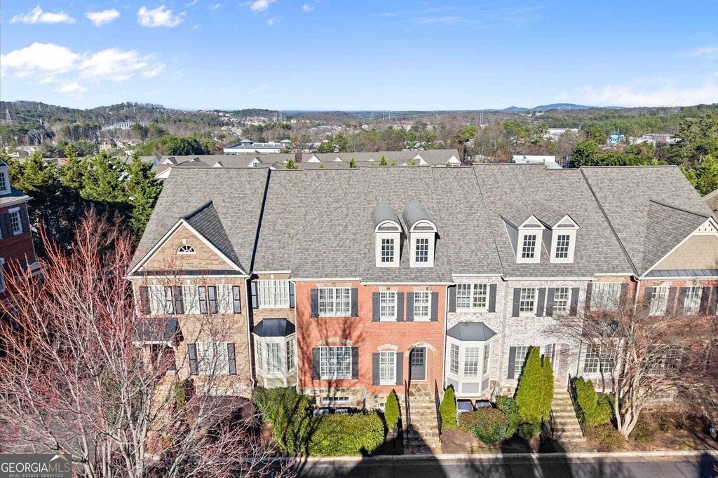 Property photo 1 of 30