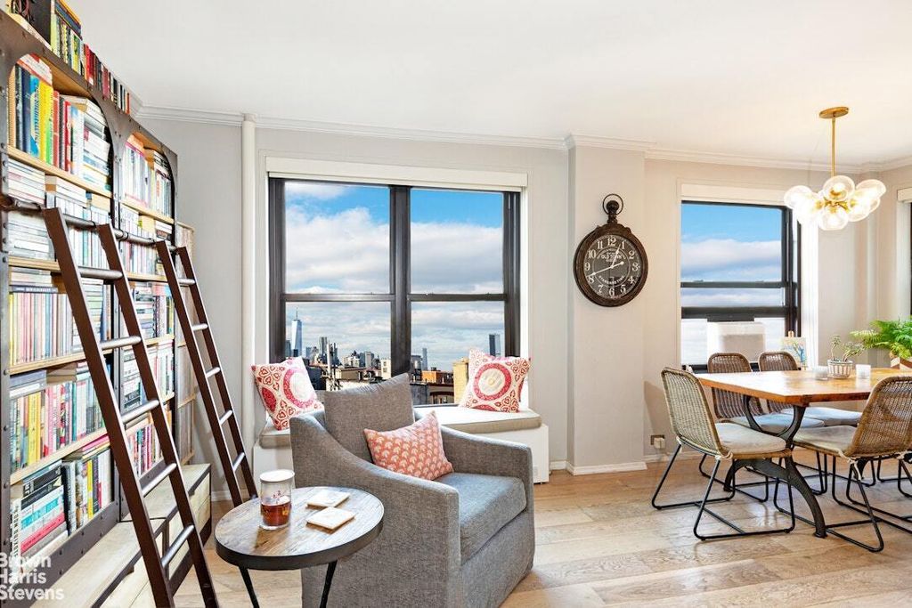 Property photo 3 of 11 <Alttext/>