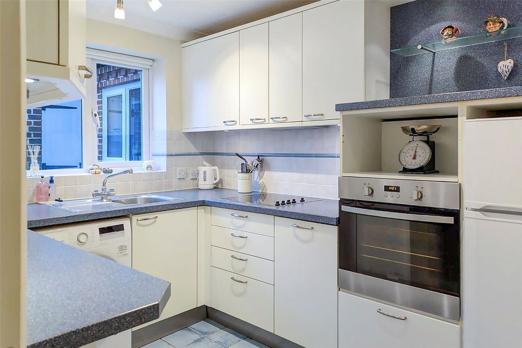 Property photo 3 of 9 Picture No. 08