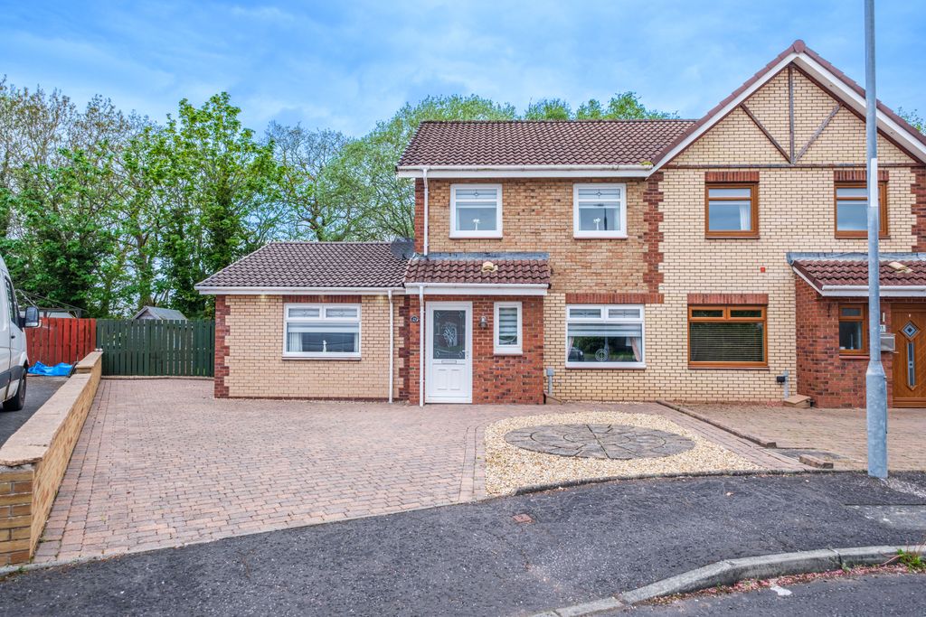 Property photo 1 of 35