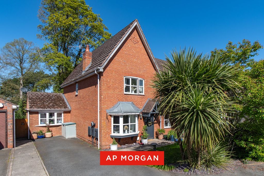 Property photo 1 of 17 Picture No. 19