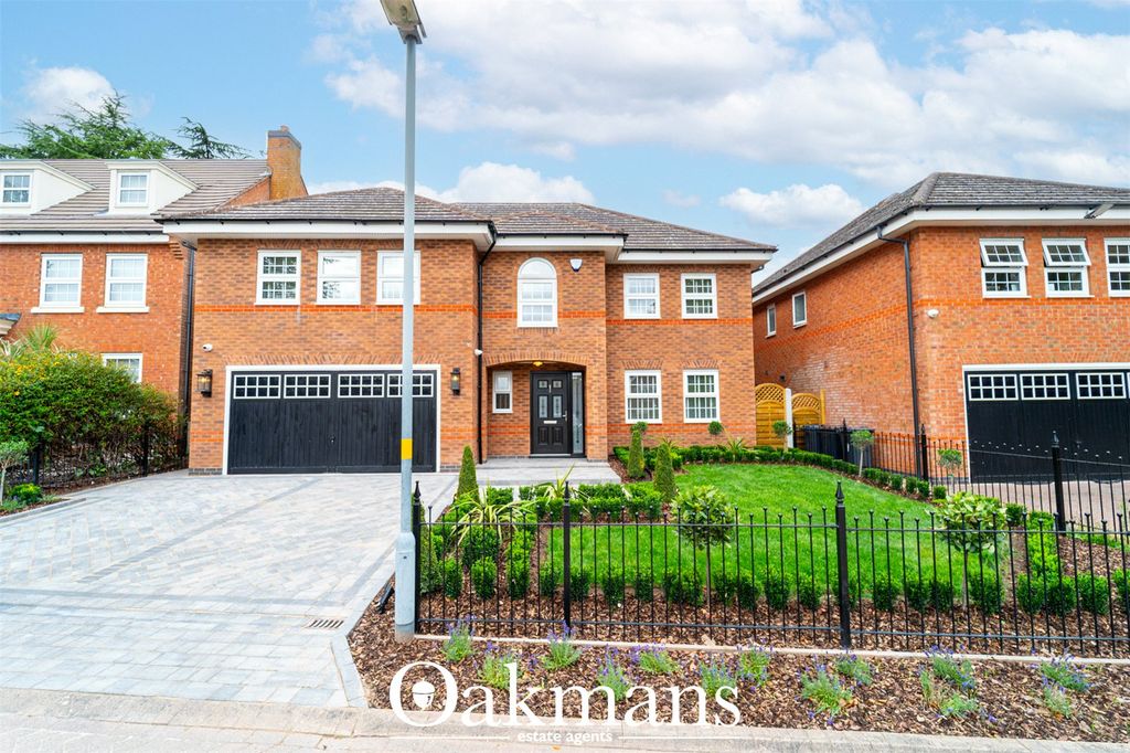 Property photo 1 of 49 Picture No. 82