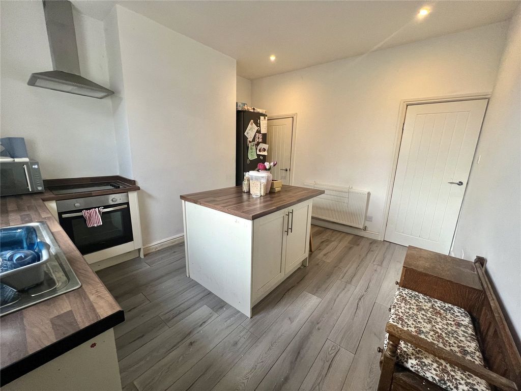 Property photo 2 of 15 Picture No. 15