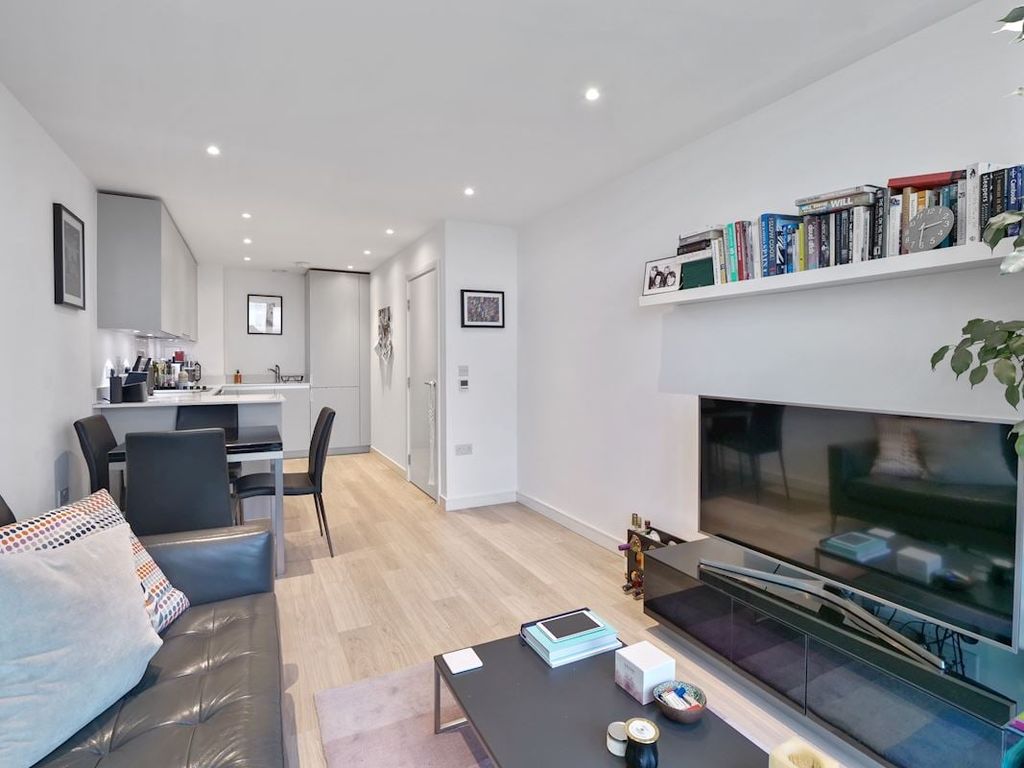 Property photo 3 of 13