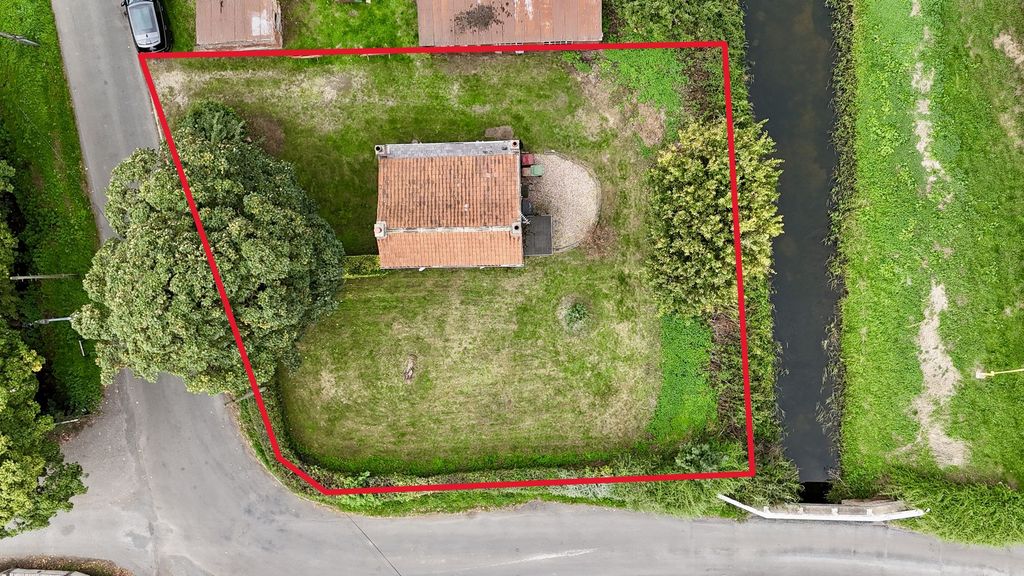 Property photo 2 of 22