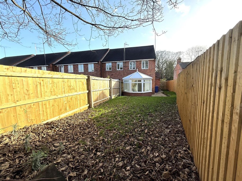 Property photo 2 of 19 84 Talbot Rear 4.Jpeg