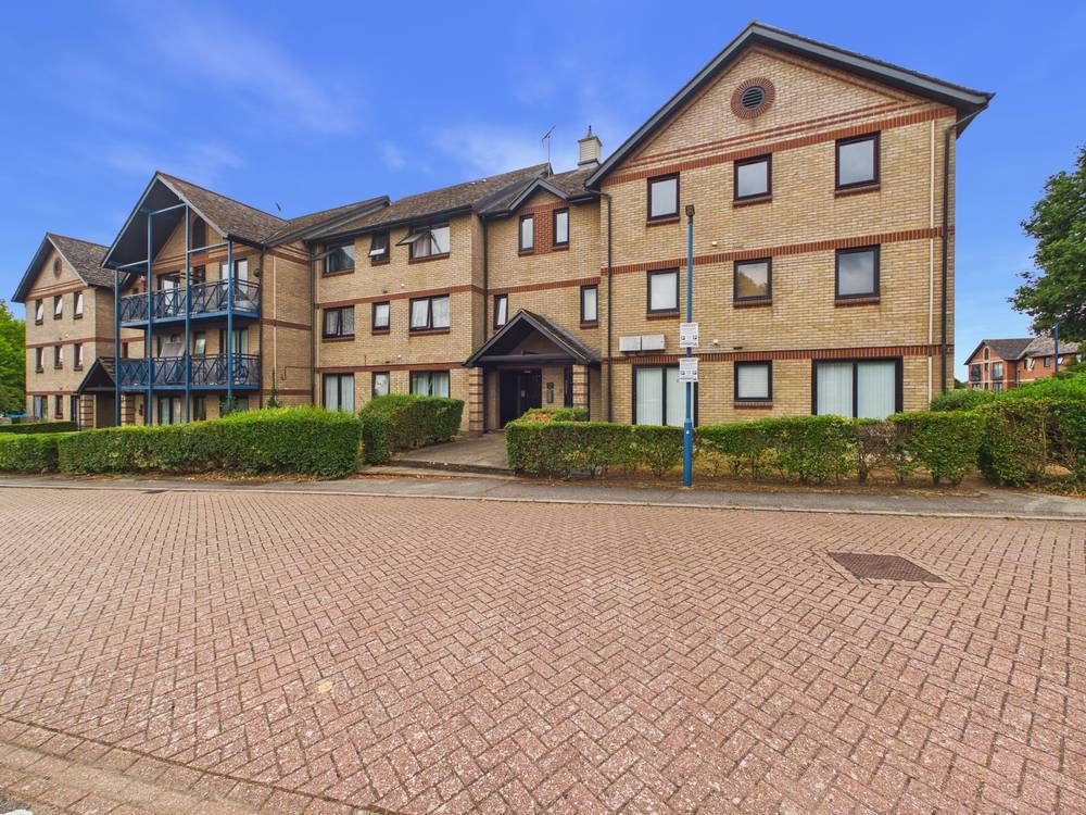 Property photo 1 of 10 Giraffe360-Still010