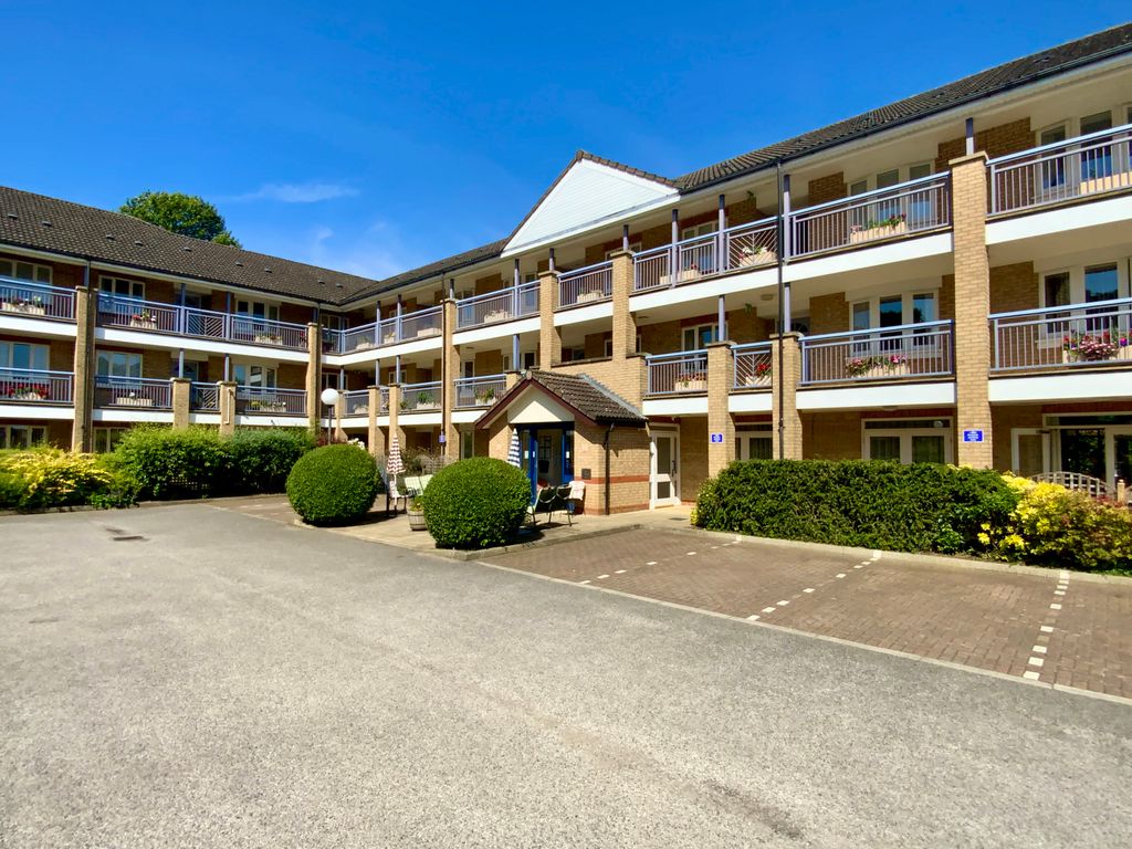 Property photo 1 of 10