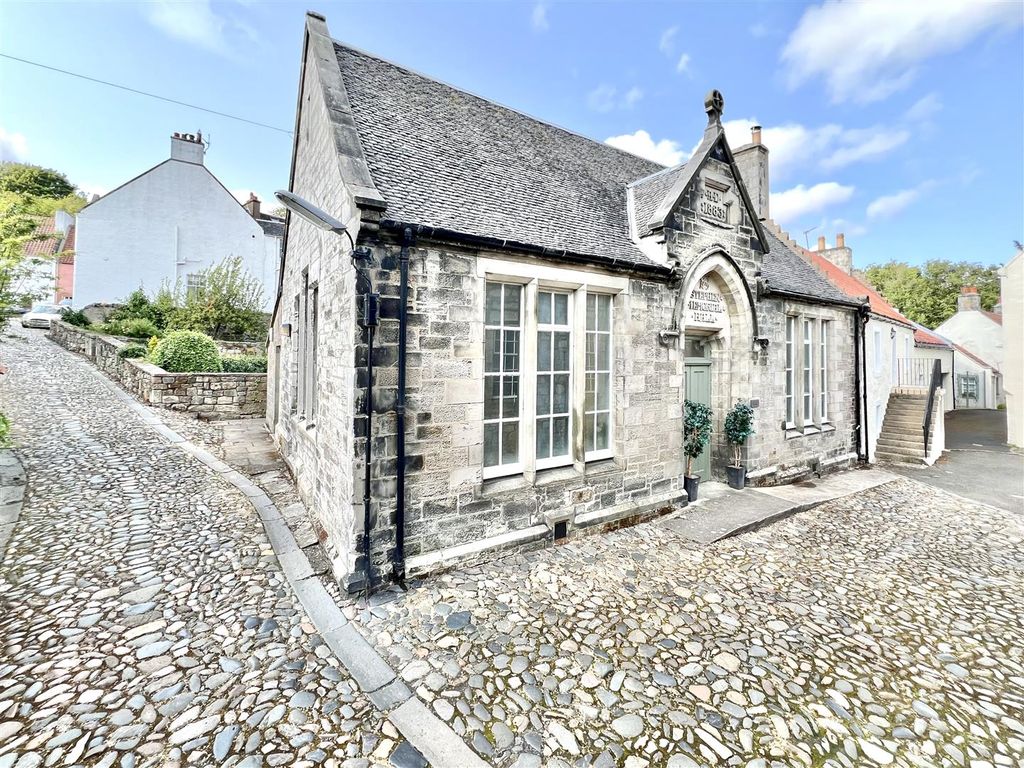 Property photo 1 of 29 Little Causeway, Culross