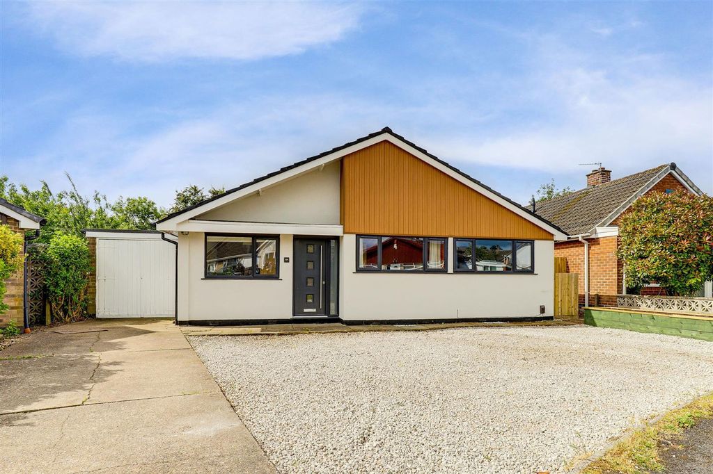 Property photo 1 of 21