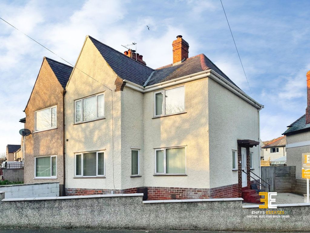 Property photo 1 of 27