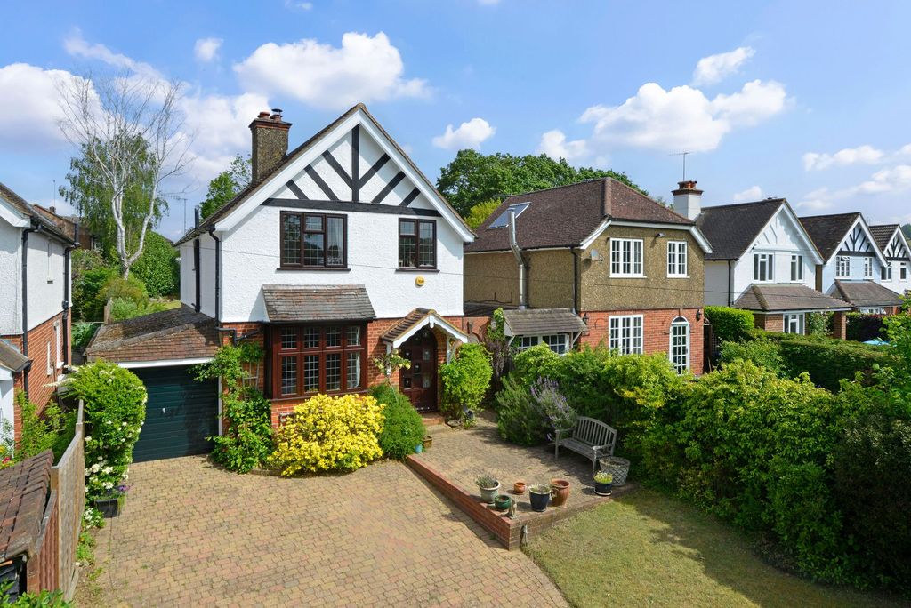 Property photo 1 of 24