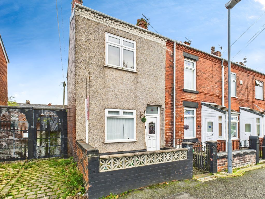 Property photo 1 of 18