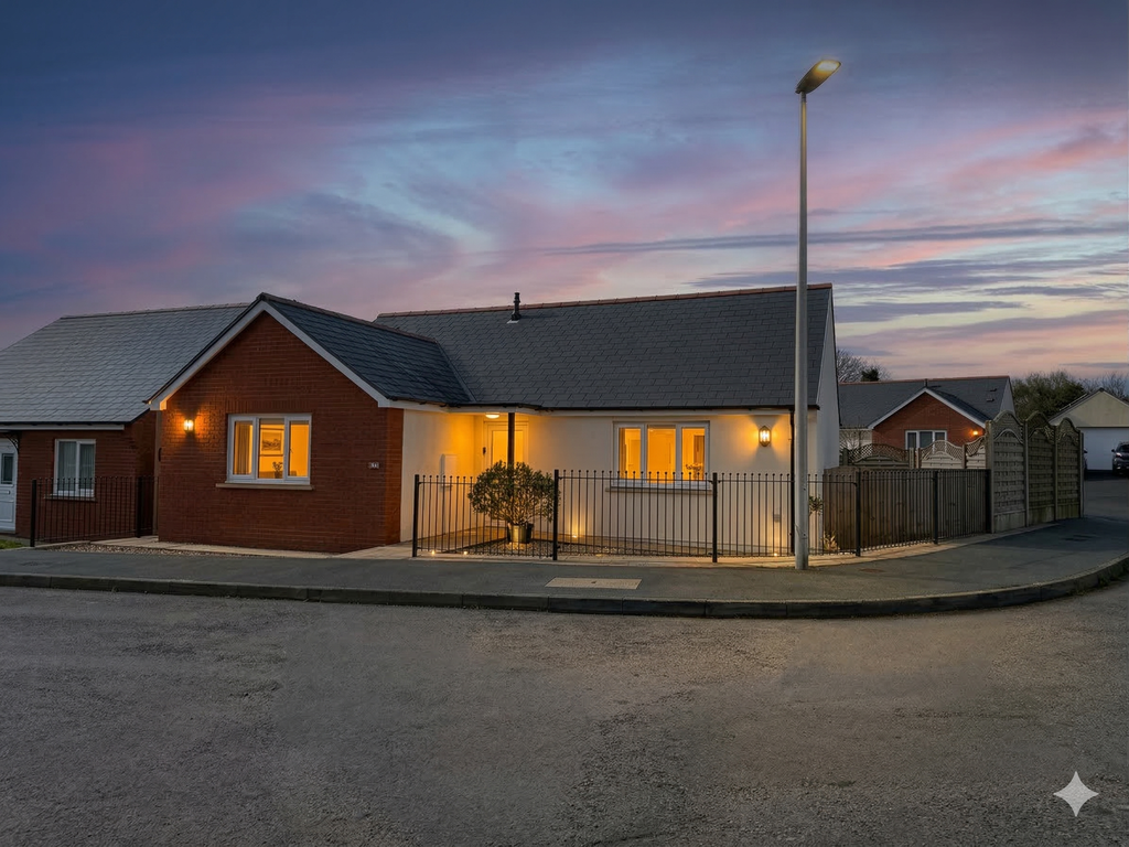 Property photo 2 of 17 Bowett Eve 02