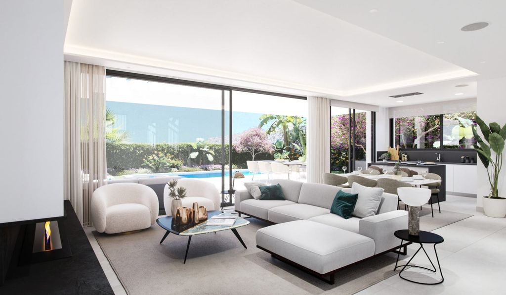 Property photo 3 of 16 Photo 2