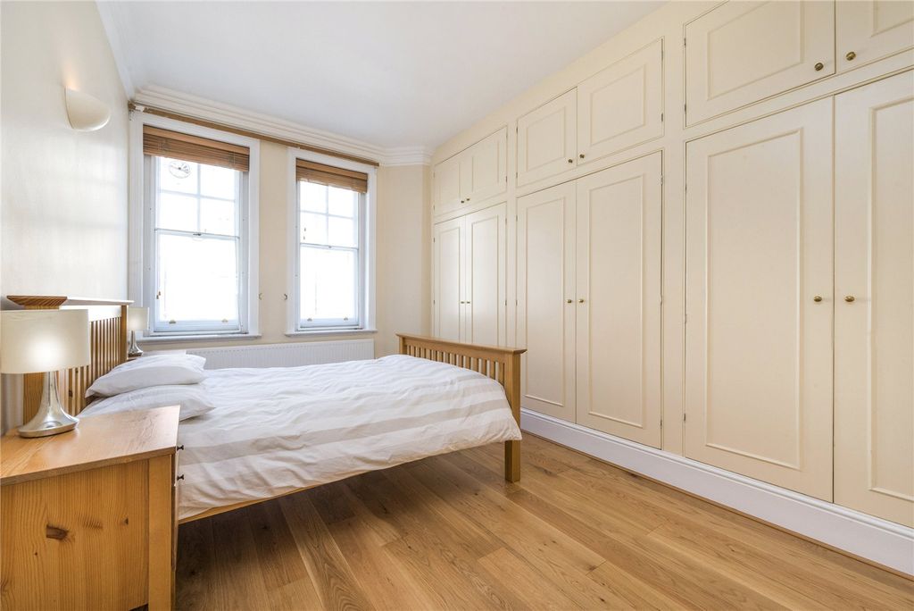 Property photo 3 of 14 Master Bedroom