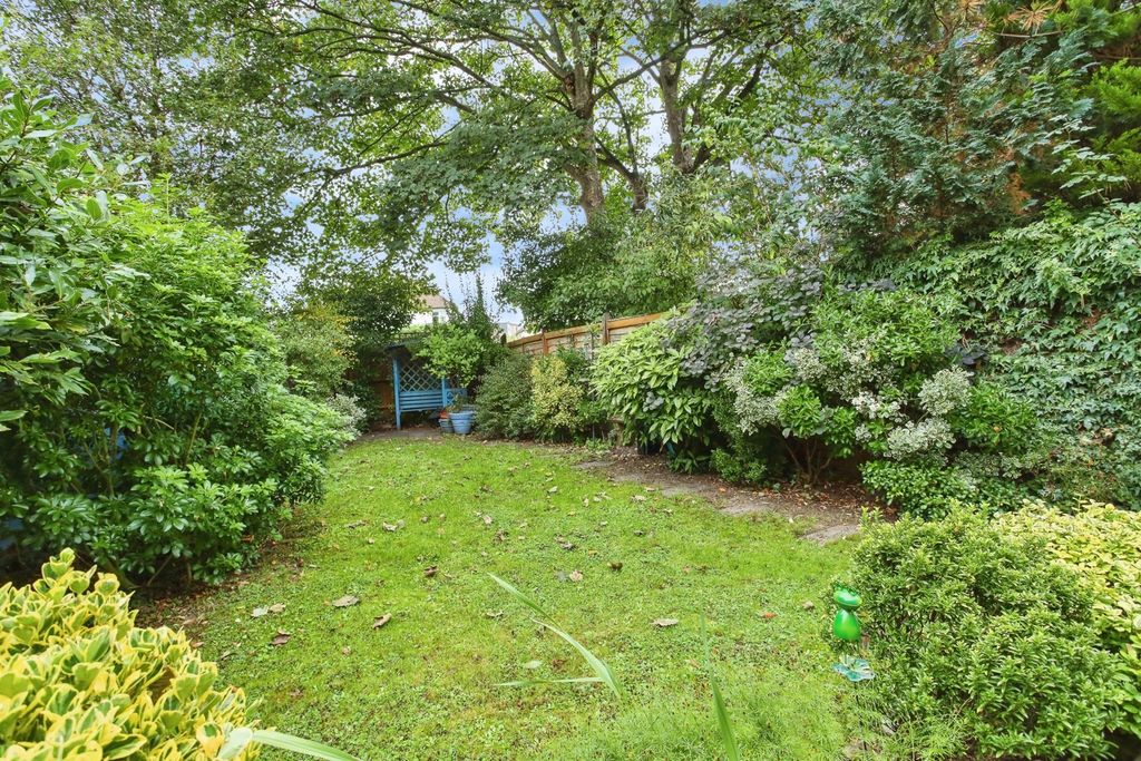 Property photo 2 of 17 Photo