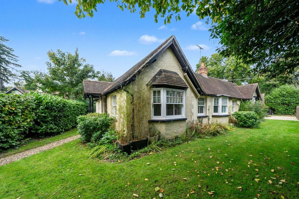 Property photo 1 of 20 Laurel Cottage, Badgemore, Henley-On-Thames Rg9 4Nr