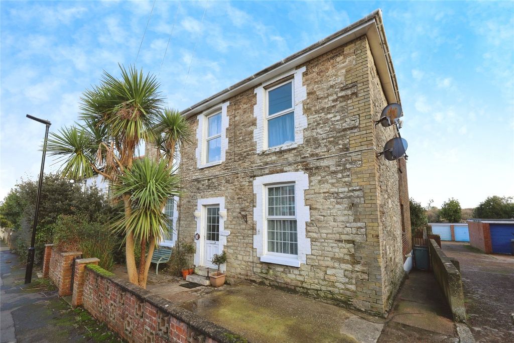 Property photo 1 of 17 Picture No. 15