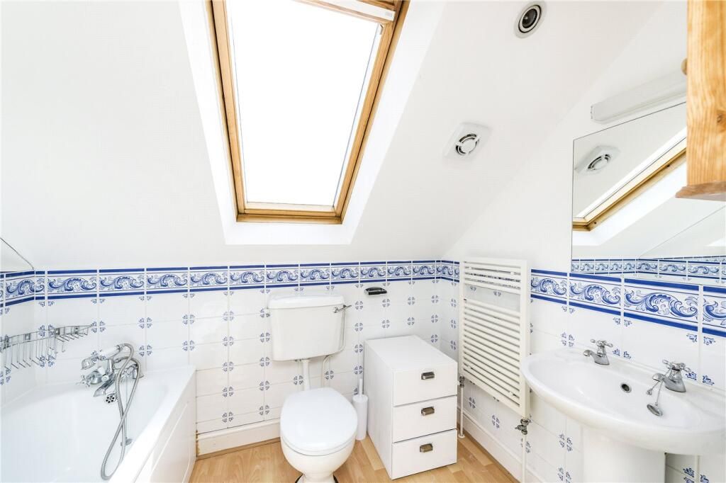 Property photo 3 of 4