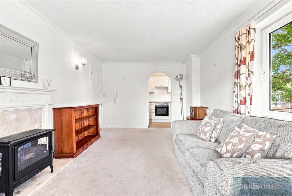 Property photo 3 of 16 Picture No. 08