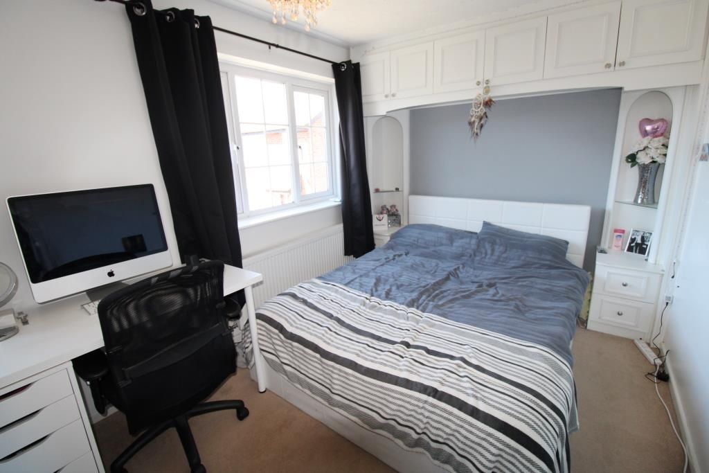 Property photo 3 of 12