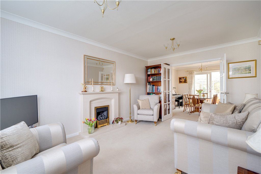 Property photo 2 of 15 Sitting Room