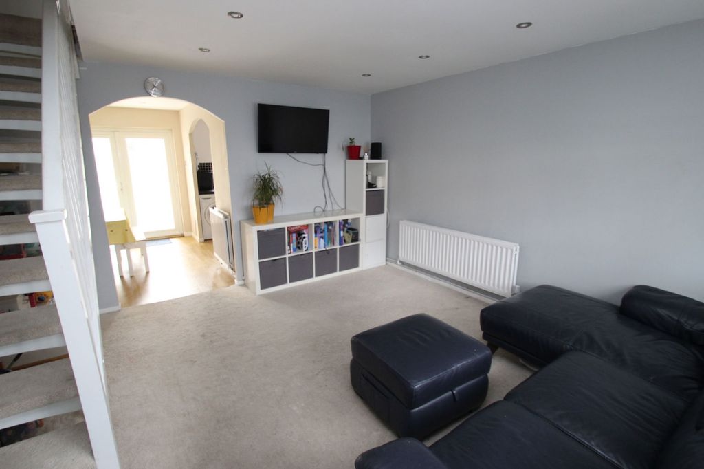 Property photo 3 of 15