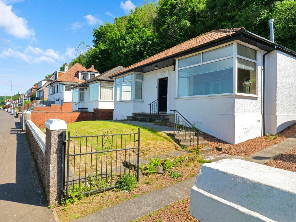 Property photo 1 of 27 Picture No. 04