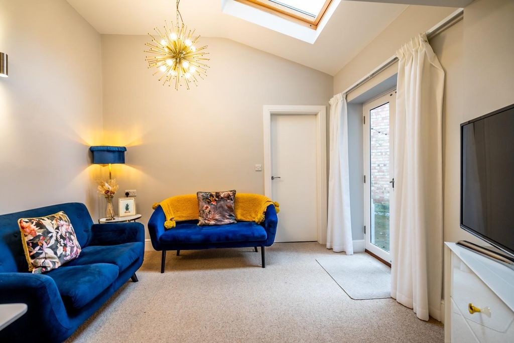 Property photo 2 of 20 Living Area