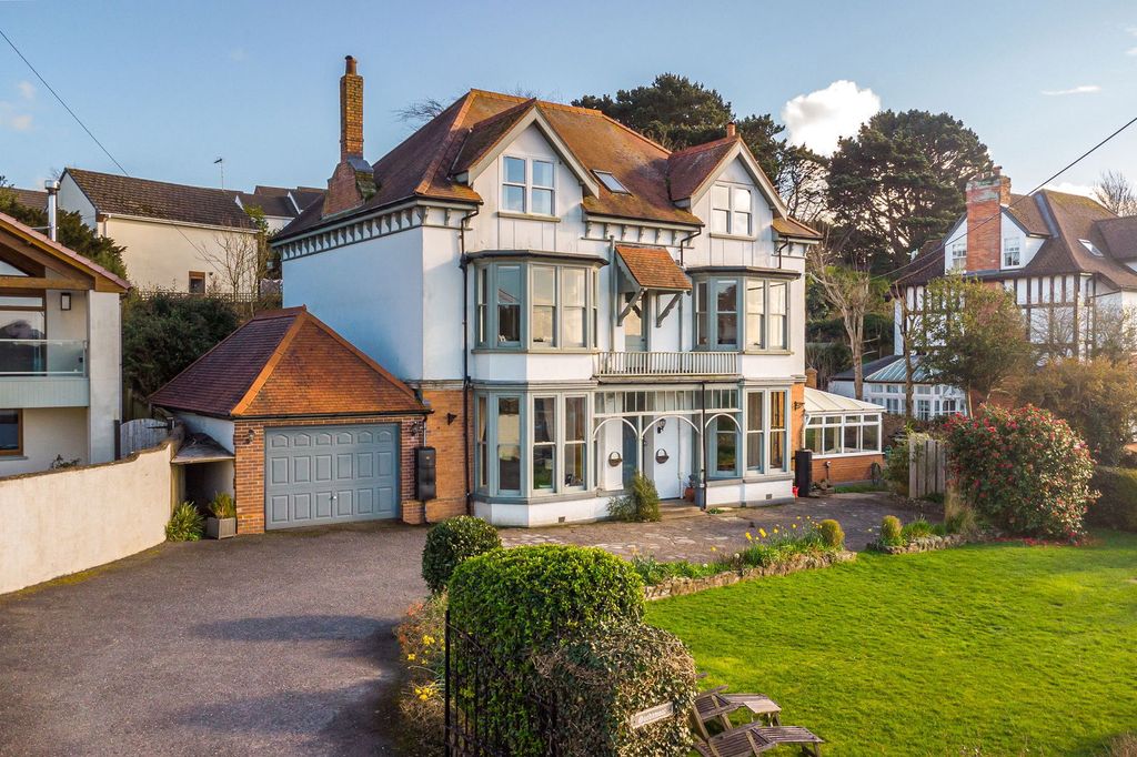 Property photo 1 of 65