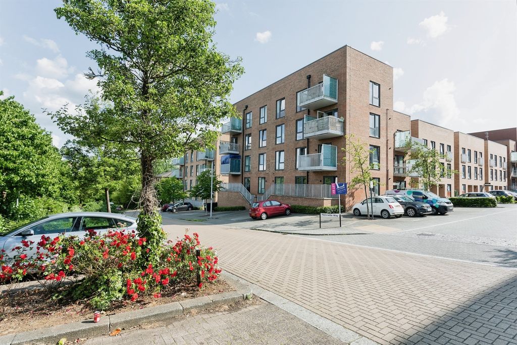 Property photo 2 of 12 Front