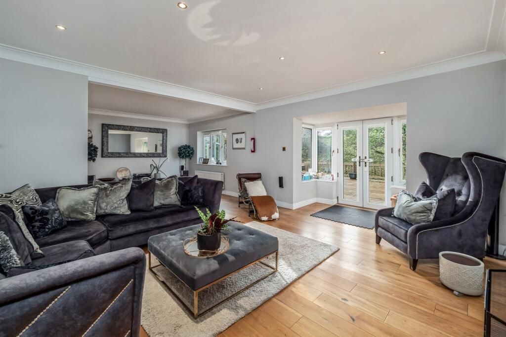 Property photo 3 of 22