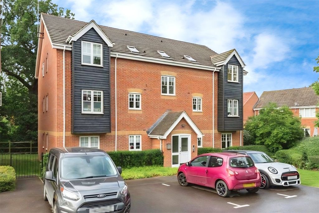 Property photo 1 of 8 Picture No. 05