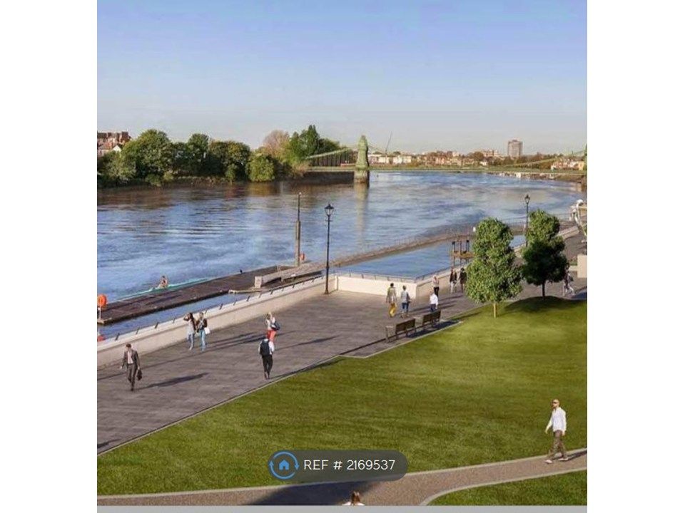 Property photo 1 of 17 Promenade By Building